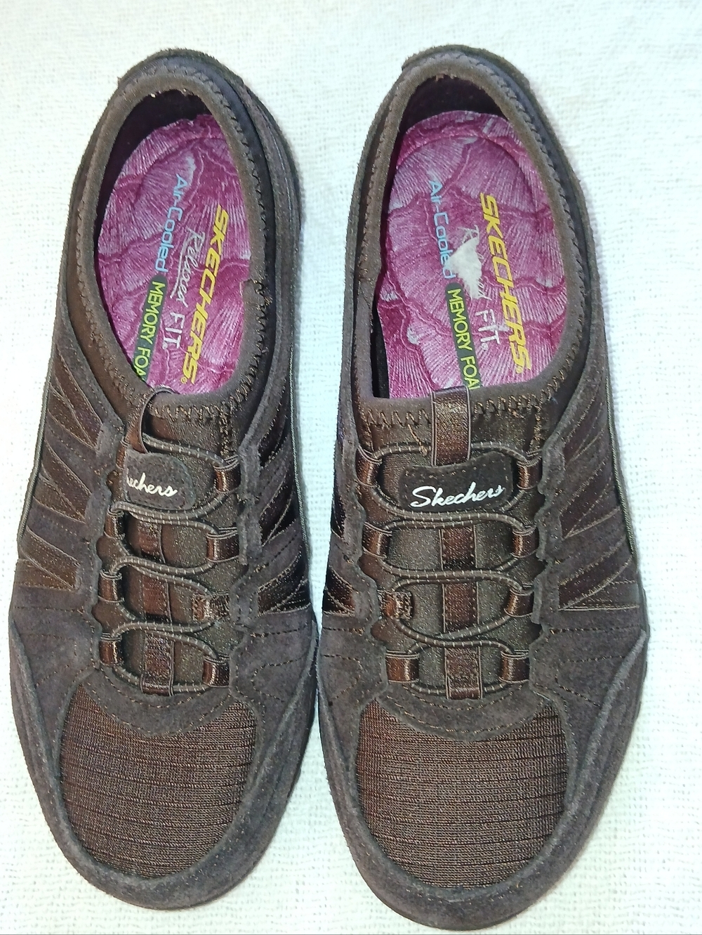 Sz.5 Womens Skechers Relaxed Fit Breathe Easy Sneakers